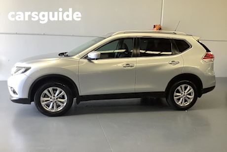 Silver 2016 Nissan X-Trail Wagon ST-L (fwd)