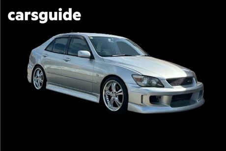 Silver 1999 Toyota Altezza Sedan