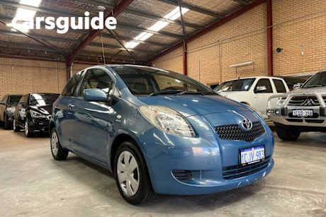 Blue 2006 Toyota Yaris Hatchback YR