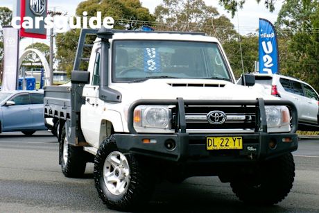White 2020 Toyota Landcruiser Troop Carrier GXL (4X4) 5 Seat