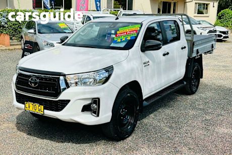 White 2019 Toyota Hilux Double Cab Chassis SR (4X4)