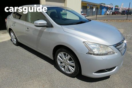 Silver 2013 Nissan Pulsar Sedan TI