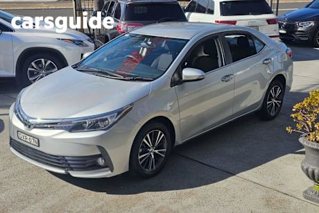 Silver 2018 Toyota Corolla Sedan SX