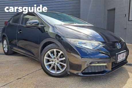 Black 2015 Honda Civic Hatchback VTI-S