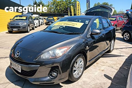Brown 2013 Mazda 3 Hatchback Maxx Sport