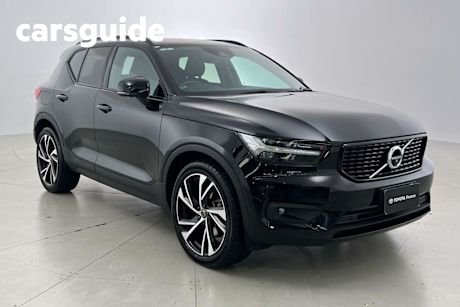 Black 2021 Volvo XC40 Wagon T5 R-Design (awd)