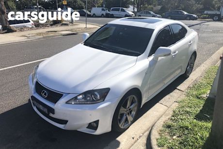 White 2013 Lexus IS250 Sedan