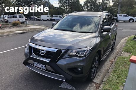 Grey 2019 Nissan Pathfinder Wagon TI