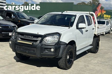 White 2019 Isuzu D-MAX Crew Cab Chassis SX (4X4)