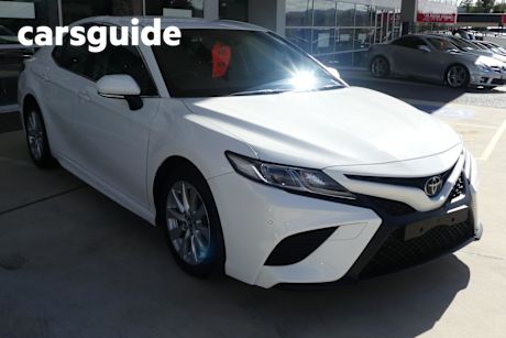 White 2018 Toyota Camry Sedan Ascent Sport