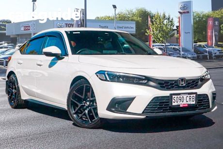 White 2022 Honda Civic Hatchback VTI-LX
