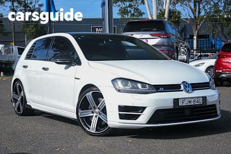 White 2016 Volkswagen Golf Hatchback R