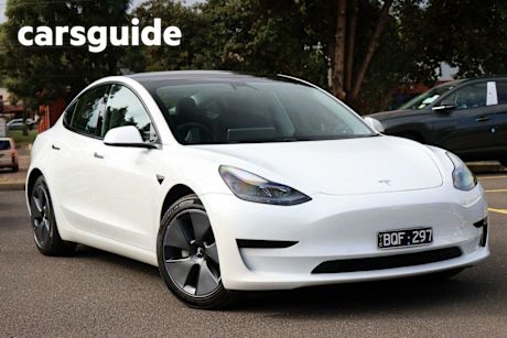 White 2021 Tesla Model 3 Sedan Standard Range Plus RWD