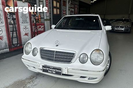White 2002 Mercedes-Benz E200 Sedan Kompressor Elegance
