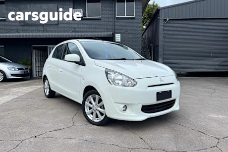 White 2013 Mitsubishi Mirage Hatchback LS
