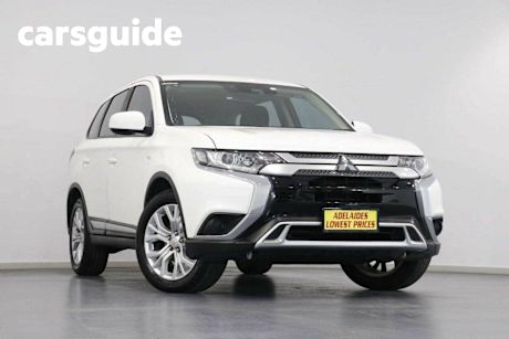 White 2021 Mitsubishi Outlander Wagon ES 5 Seat (2WD)