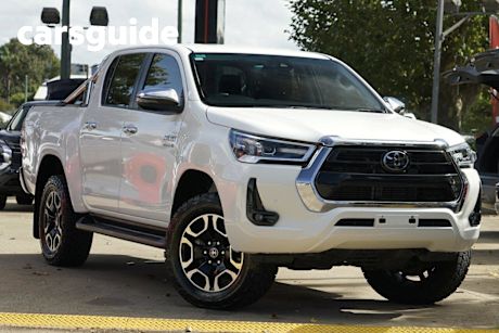 White 2021 Toyota Hilux Double Cab Pick Up SR5 + Premium Interior (4X4)