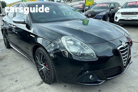 Black 2012 Alfa Romeo Giulietta Hatchback Quad Verde