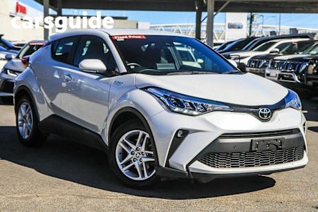 White 2023 Toyota C-HR Wagon GXL (2WD)