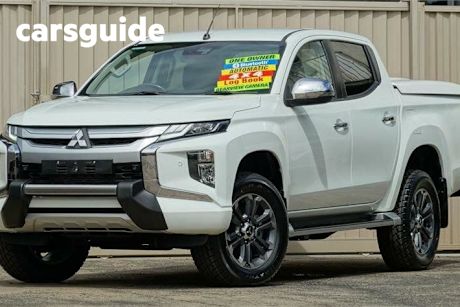 White 2020 Mitsubishi Triton Double Cab Pick Up GLS (4X4)