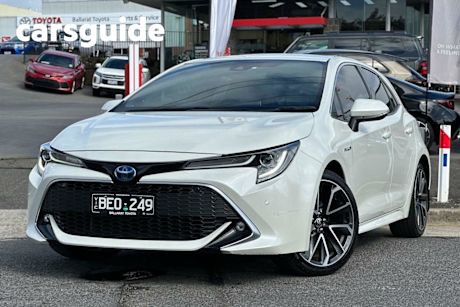 White 2019 Toyota Corolla Hatchback ZR (hybrid)