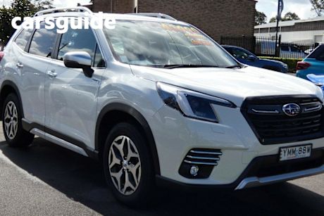 White 2023 Subaru Forester Wagon Hybrid L (awd)