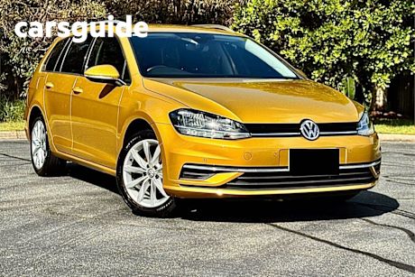 Yellow 2017 Volkswagen Golf Wagon 110 TSI Comfortline