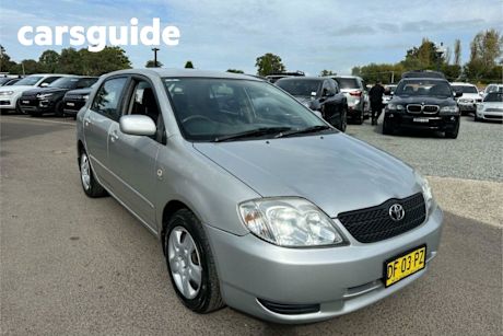 Silver 2003 Toyota Corolla Hatchback Conquest Seca