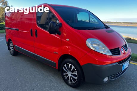 Red 2016 Renault Trafic Commercial LWB