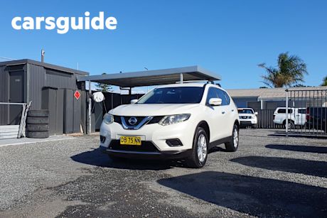 White 2014 Nissan X-Trail Wagon ST (4X4)