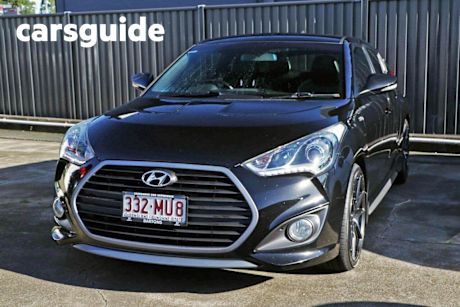 Black 2014 Hyundai Veloster Coupe SR Turbo