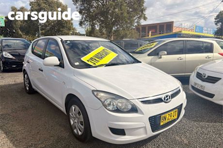 White 2011 Hyundai I30 Hatchback SX
