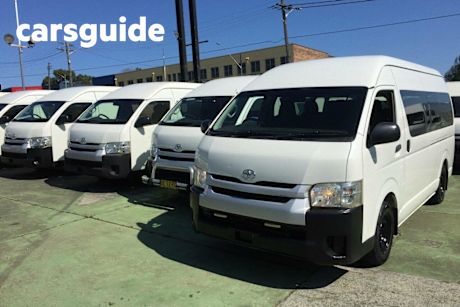 White 2014 Toyota Hiace Bus Commuter