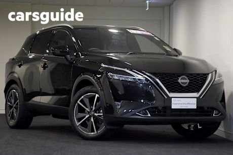 Black 2024 Nissan Qashqai Wagon TI