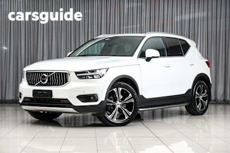 White 2020 Volvo XC40 Wagon T4 Inscription (awd)