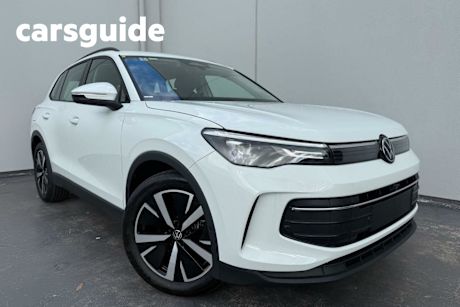 White 2025 Volkswagen Tiguan Wagon 110TSI Life DSG