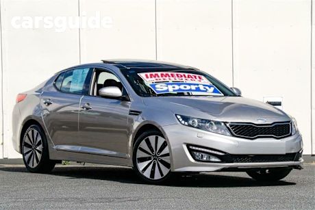 Silver 2013 Kia Optima Sedan Platinum