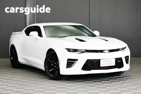 White 2018 Chevrolet Camaro Coupe 2SS