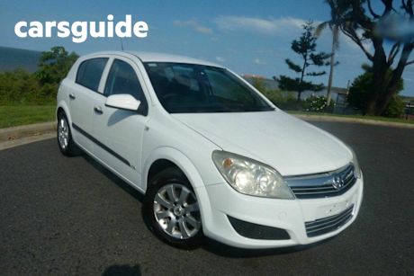 White 2007 Holden Astra Hatchback CD