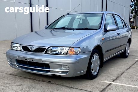 Silver 1998 Nissan Pulsar Sedan LX