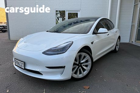 White 2023 Tesla Model 3 Sedan Long Range