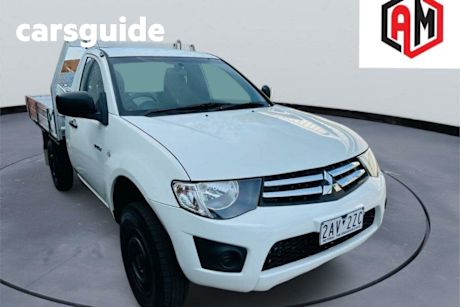 White 2010 Mitsubishi Triton Cab Chassis GLX
