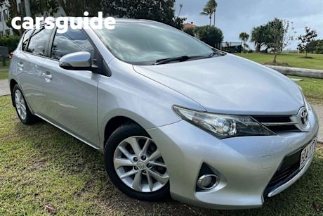 Silver 2013 Toyota Corolla Hatchback Ascent Sport