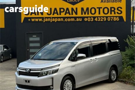 Silver 2015 Toyota Voxy Commercial