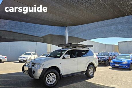 White 2015 Mitsubishi Challenger Wagon (4X4)