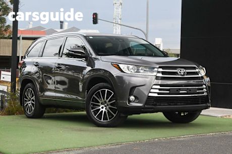 Grey 2017 Toyota Kluger Wagon Grande AWD