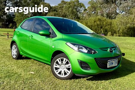 Green 2011 Mazda 2 Hatchback NEO