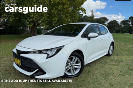 White 2022 Toyota Corolla Hatchback Ascent Sport