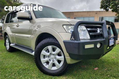 Brown 2010 Mitsubishi Pajero Wagon GLX LWB (4X4)