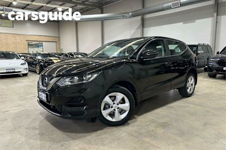 Black 2020 Nissan Qashqai Wagon ST
